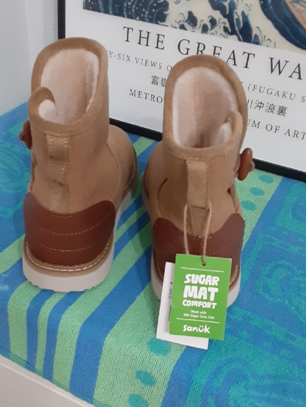 ❣️🆕Sanuk Tan Cozy Vibe Surf Check SL Boots❣️